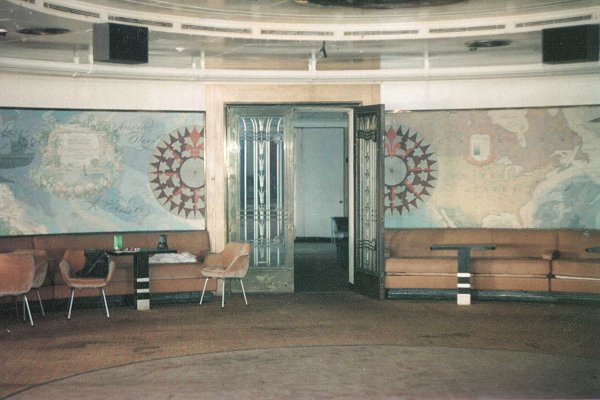 View is of the main doors to the Smoke Bar on Promenade deck.